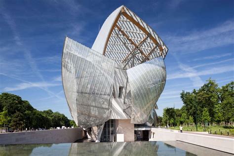 Louis Vuitton foundation facts